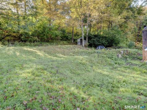 25 Maple Avenue Canton CT 06019