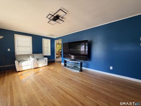 12 Cross Street Portland CT 06480