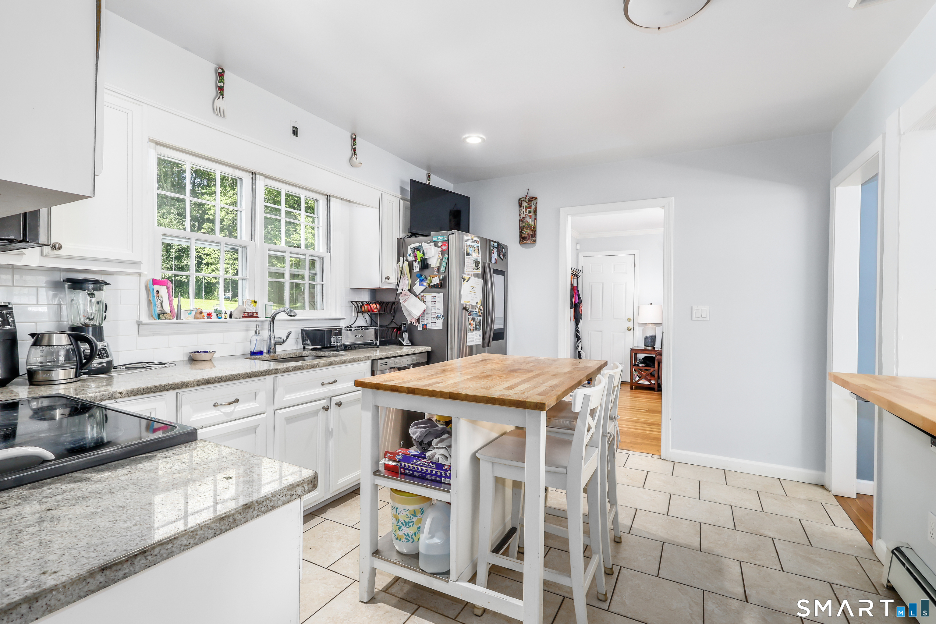 27 Powder Horn Hill Brookfield CT 06804