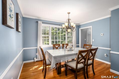 27 Powder Horn Hill Brookfield CT 06804