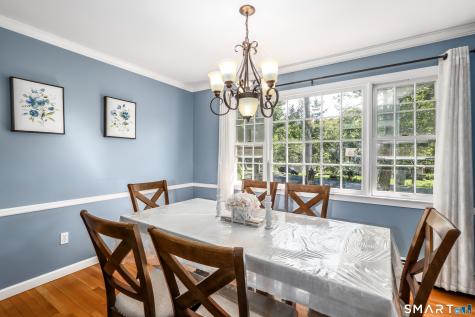27 Powder Horn Hill Brookfield CT 06804