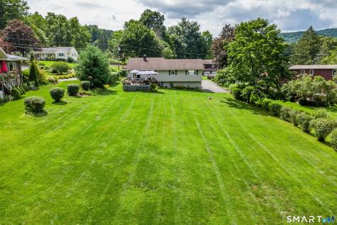 8 Pinewood Shores Sherman CT 06784