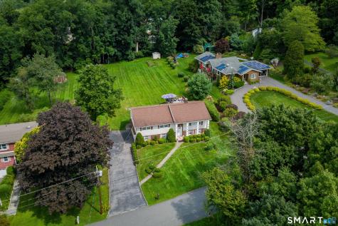 8 Pinewood Shores Sherman CT 06784