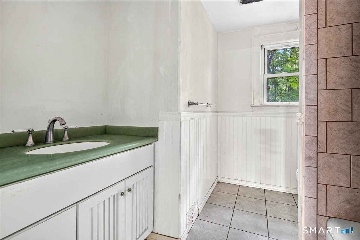 261 Newtown Turnpike Weston CT 06883