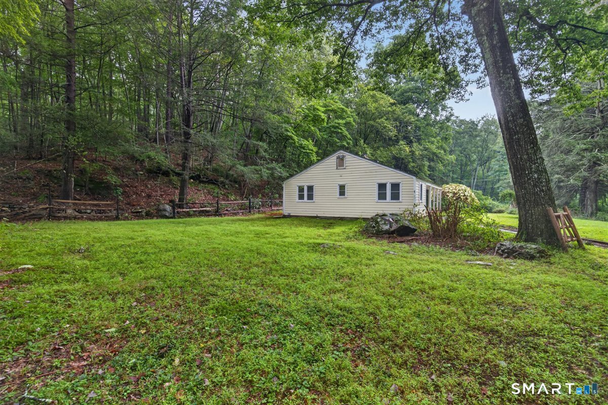 261 Newtown Turnpike Weston CT 06883