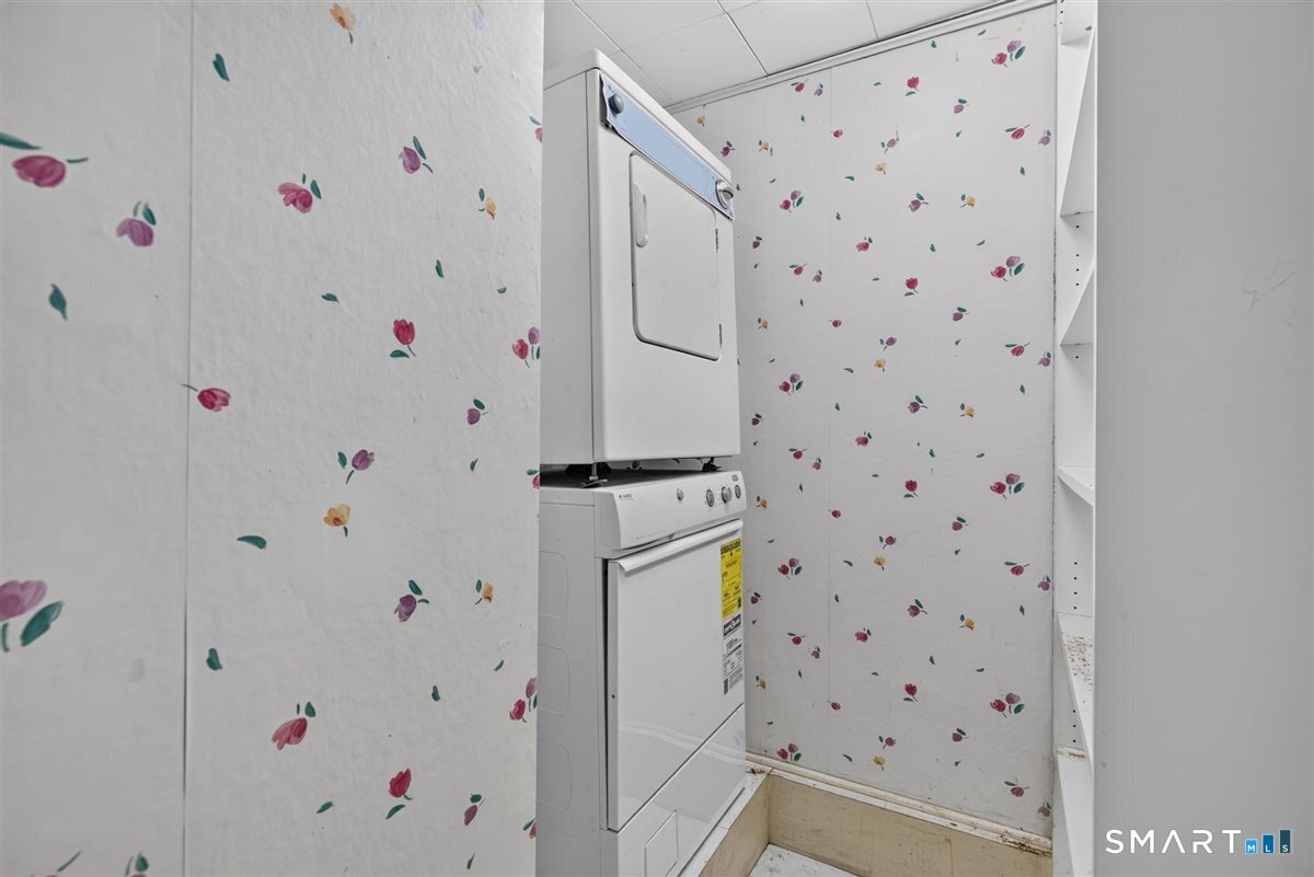 261 Newtown Turnpike Weston CT 06883