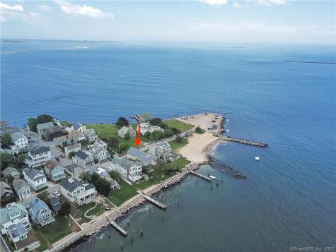 10 Water Street Stonington CT 06378