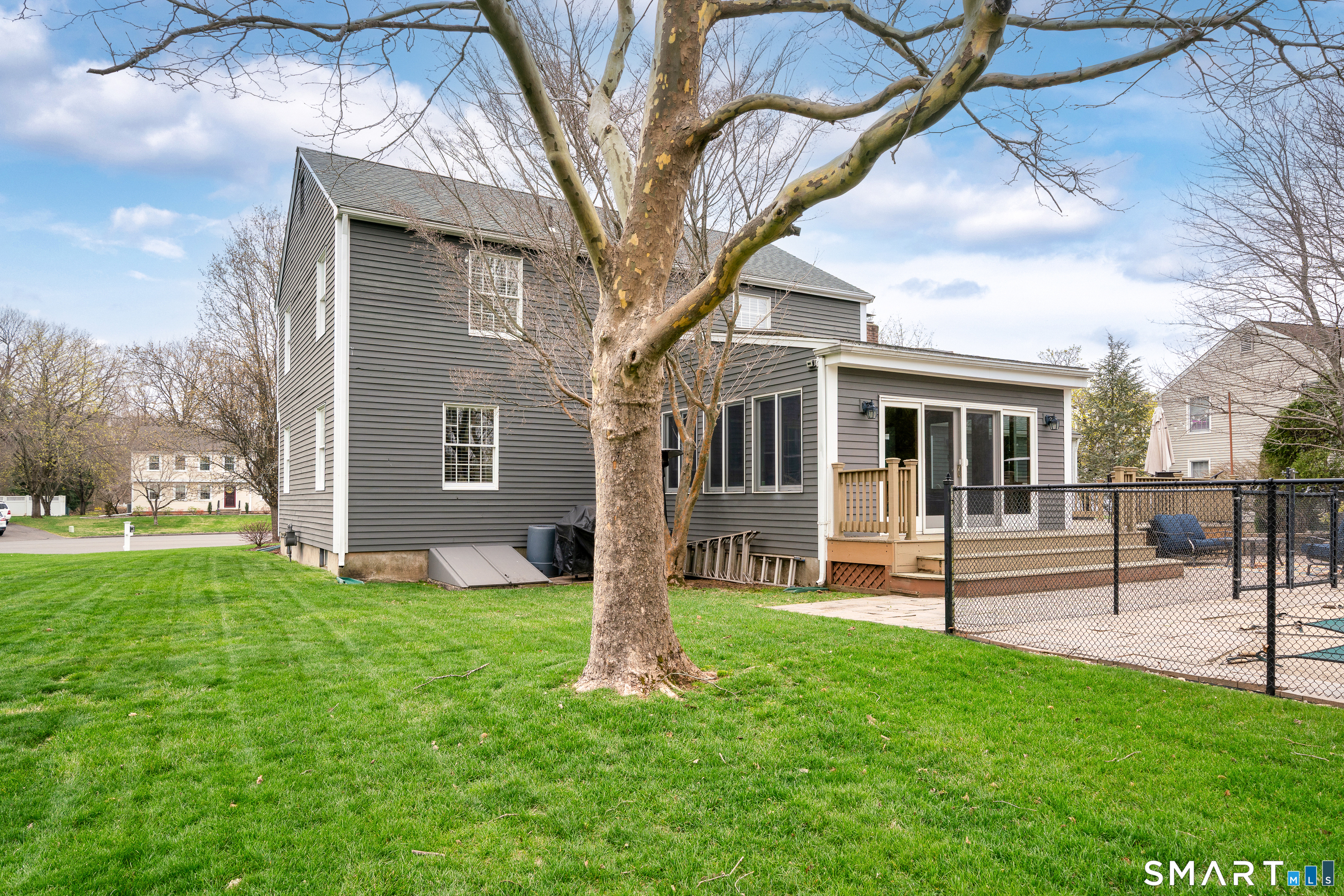 60 Deerfield Run Rocky Hill CT 06067