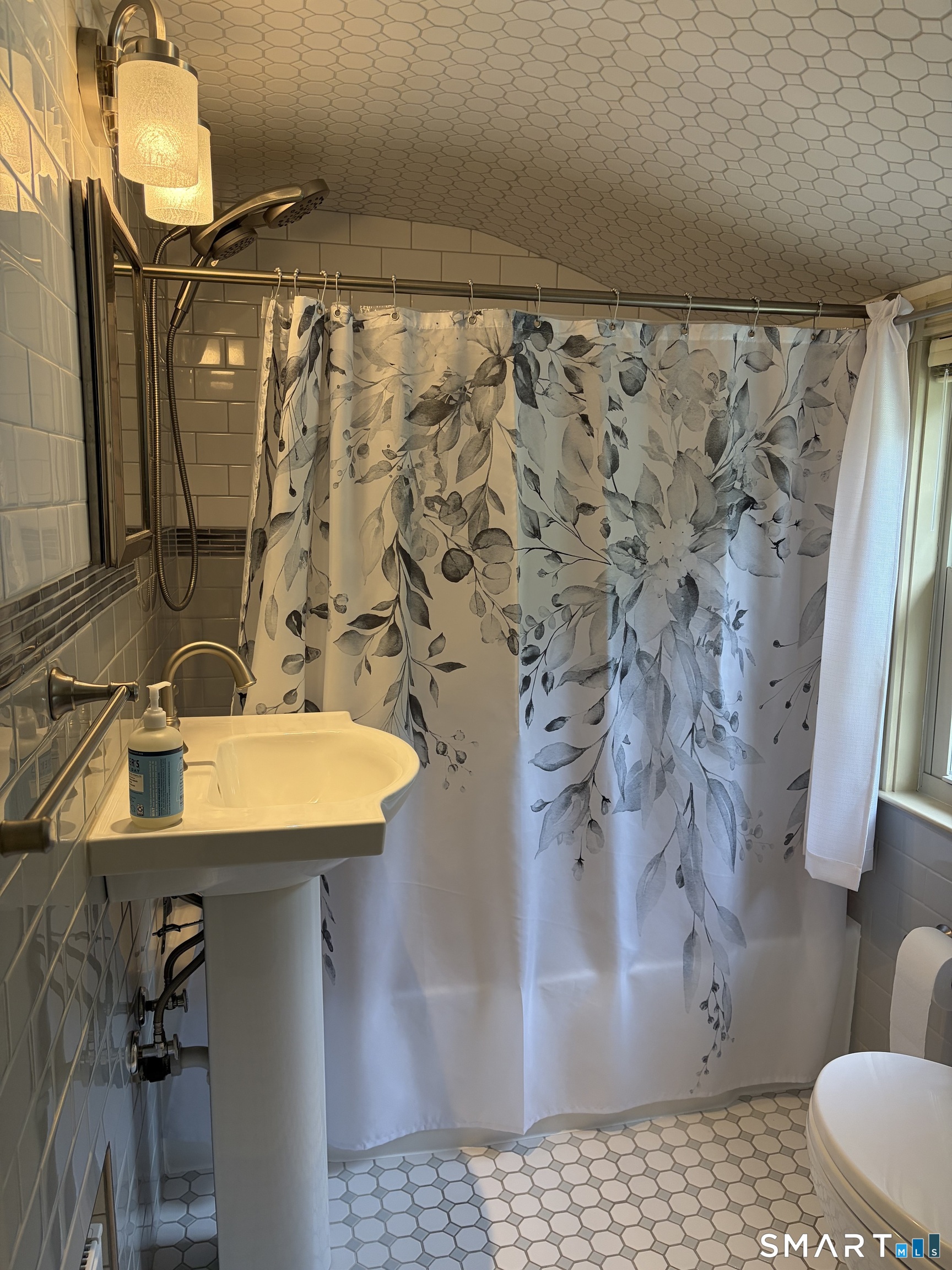 80 Trumbull Avenue Plainville CT 06062
