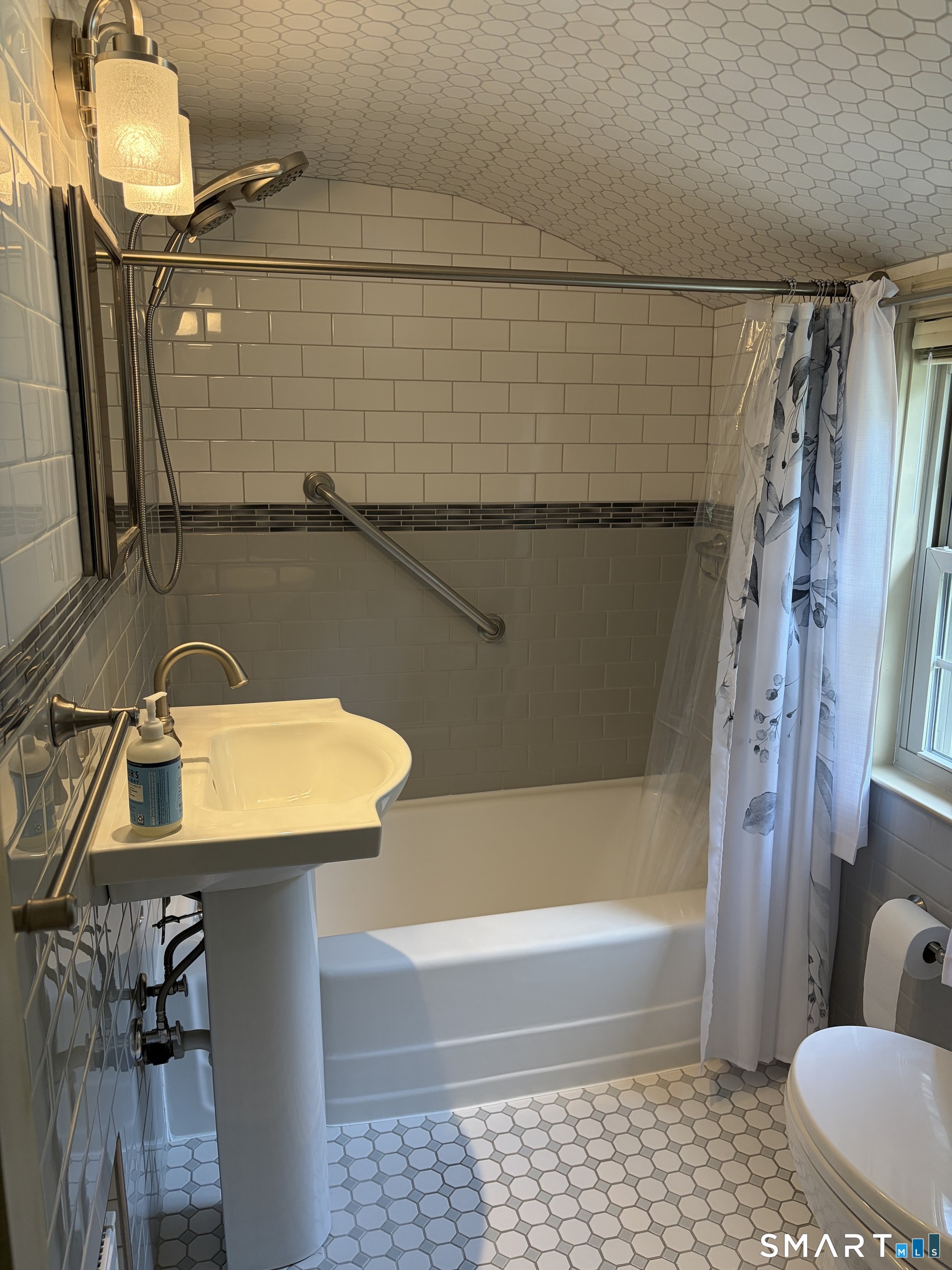 80 Trumbull Avenue Plainville CT 06062