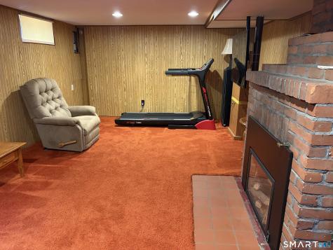80 Trumbull Avenue Plainville CT 06062