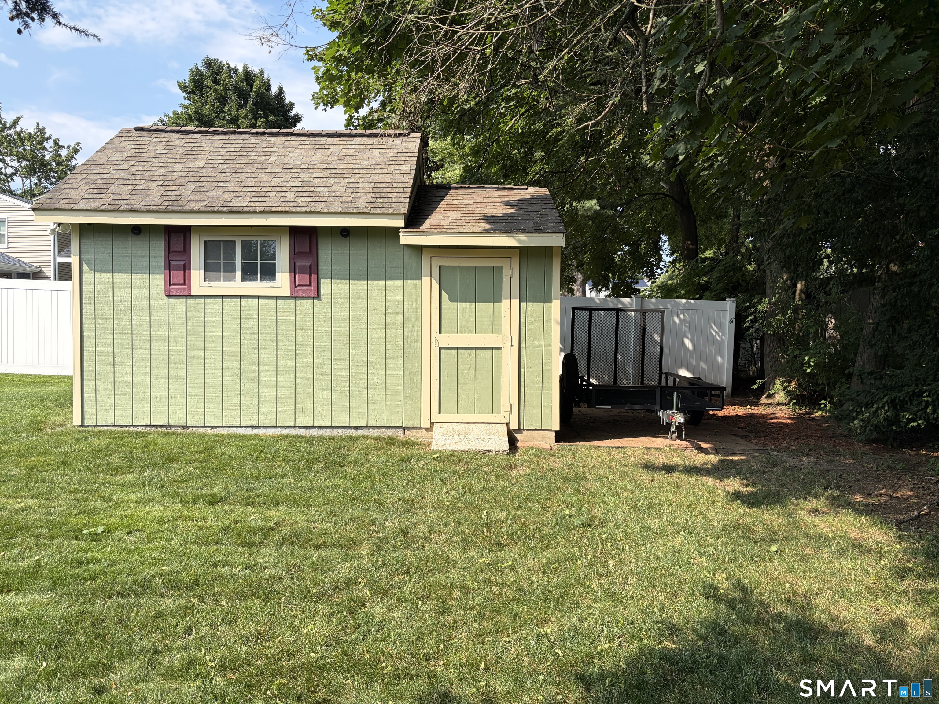 80 Trumbull Avenue Plainville CT 06062