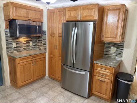 80 Trumbull Avenue Plainville CT 06062
