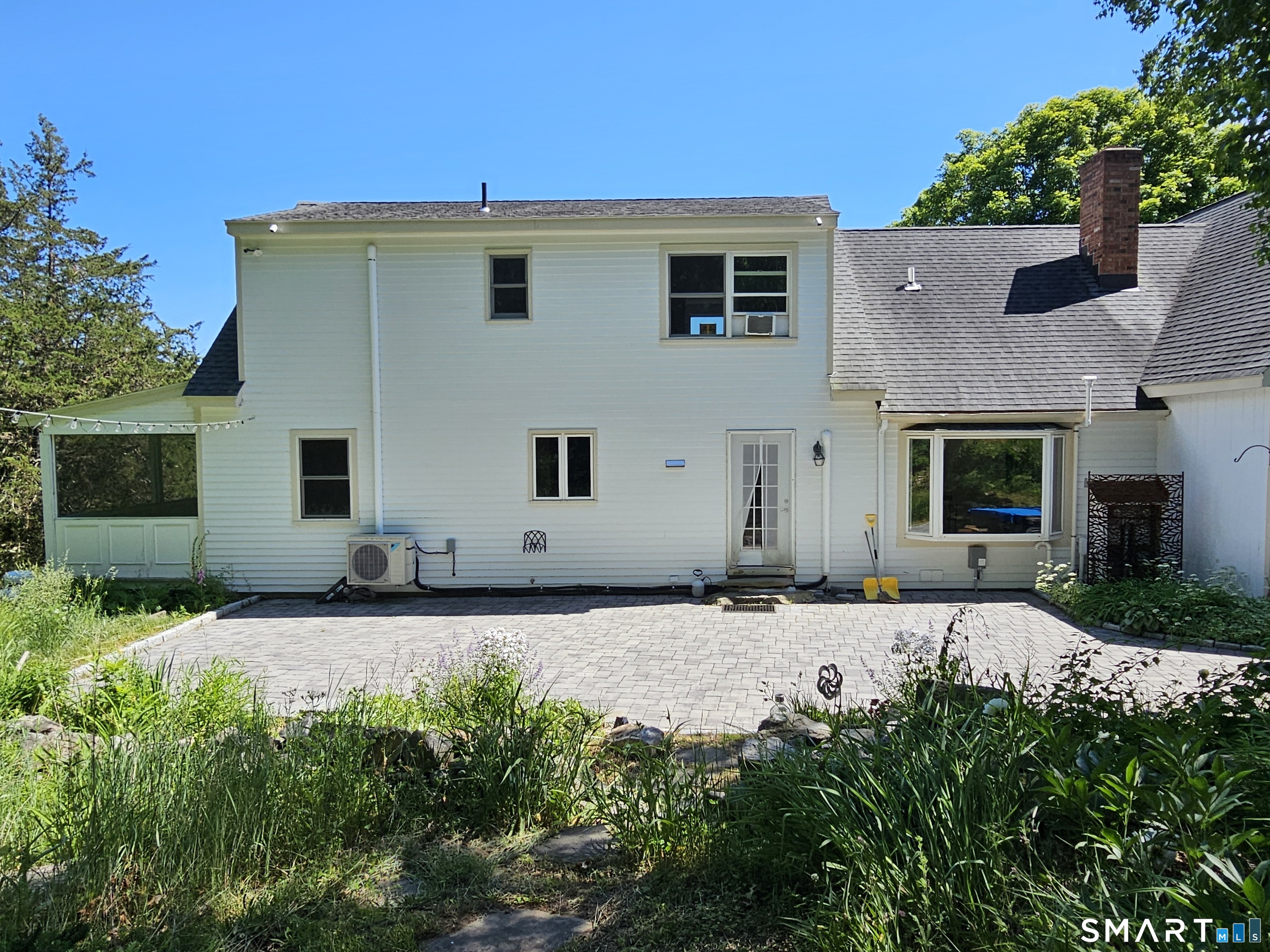 819 Main North Street Woodbury CT 06798