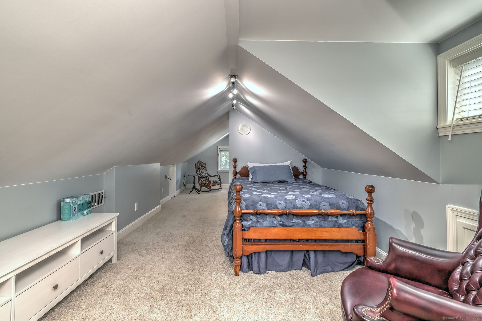 32 Wall Street Milford CT 06460