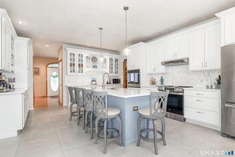 193 Stoneybrook Lane Watertown CT 06795
