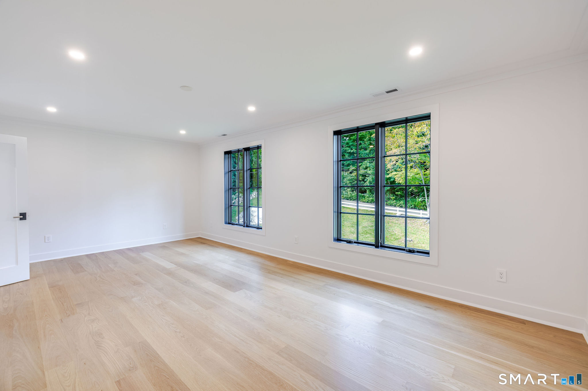 23 Laurel Road Stamford CT 06903