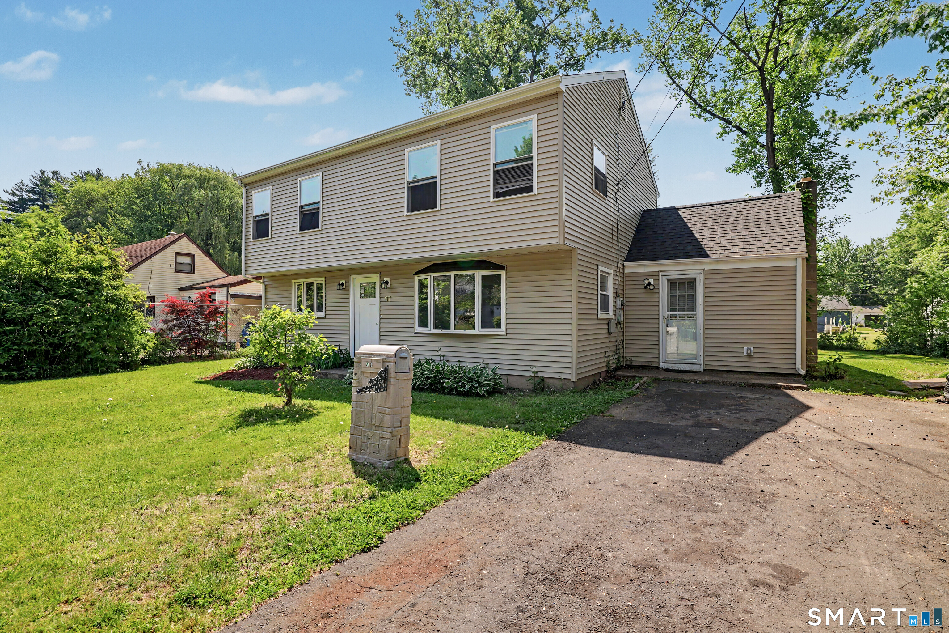 97 Boothbay Street Bloomfield CT 06002