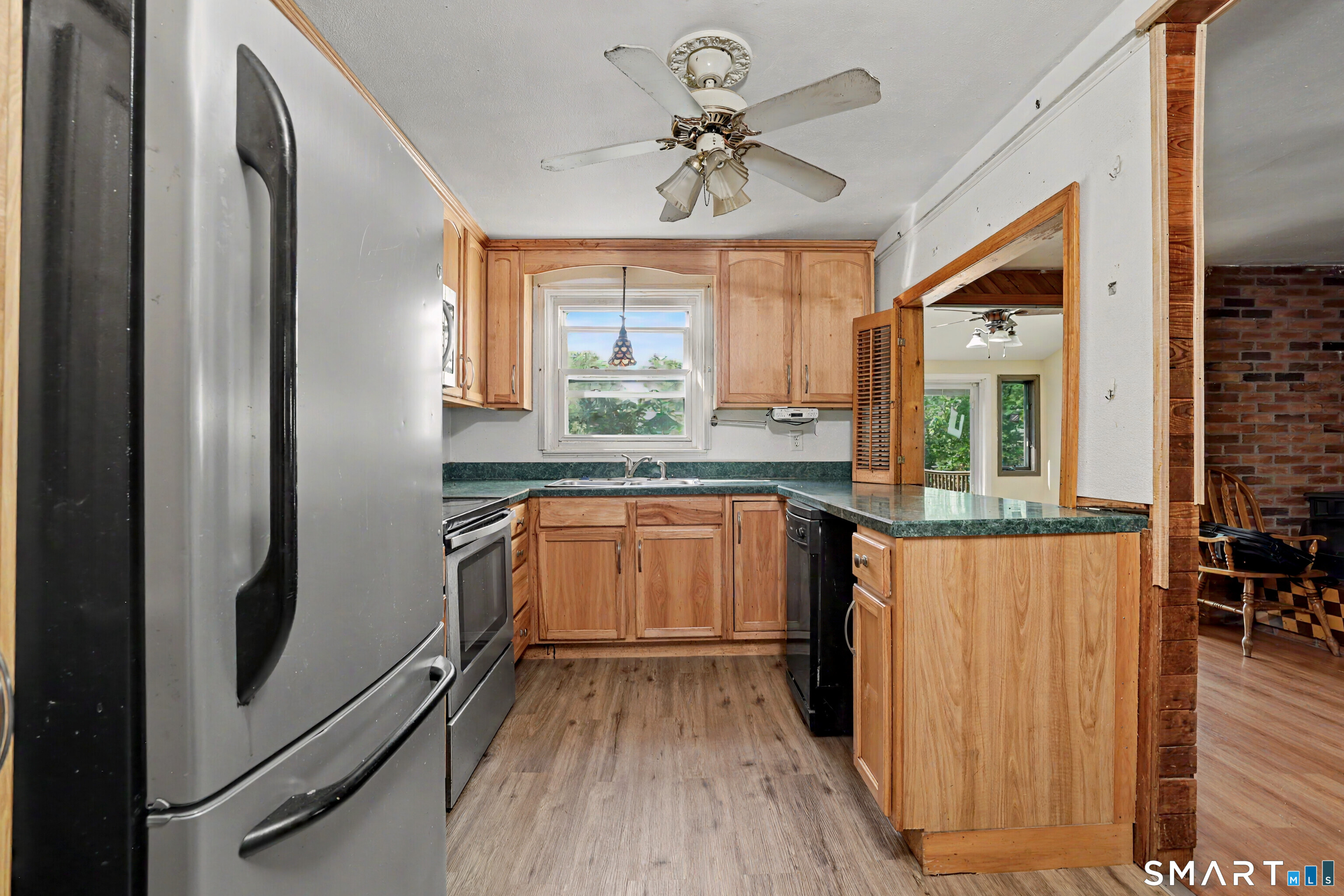 97 Boothbay Street Bloomfield CT 06002