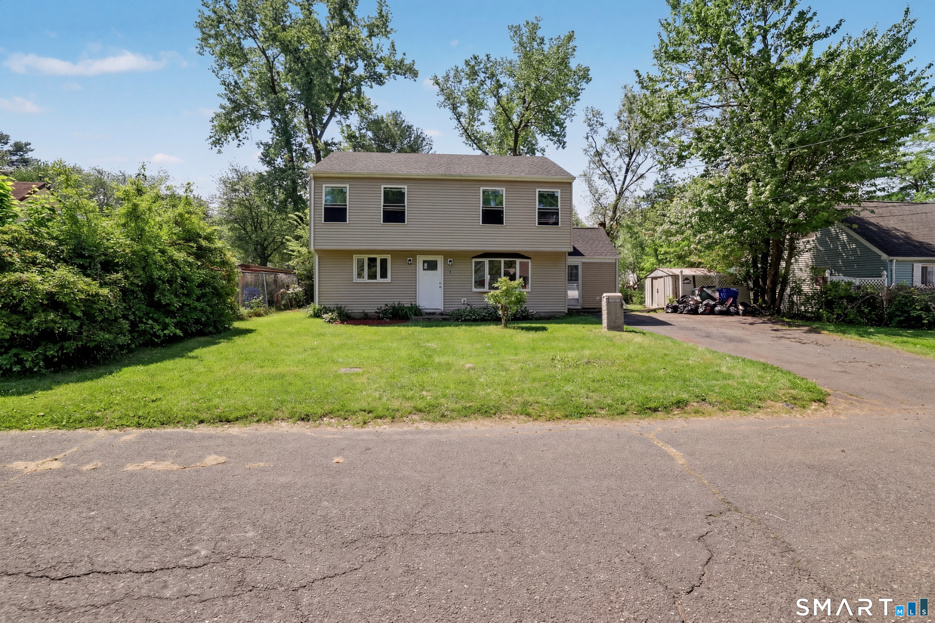 97 Boothbay Street Bloomfield CT 06002