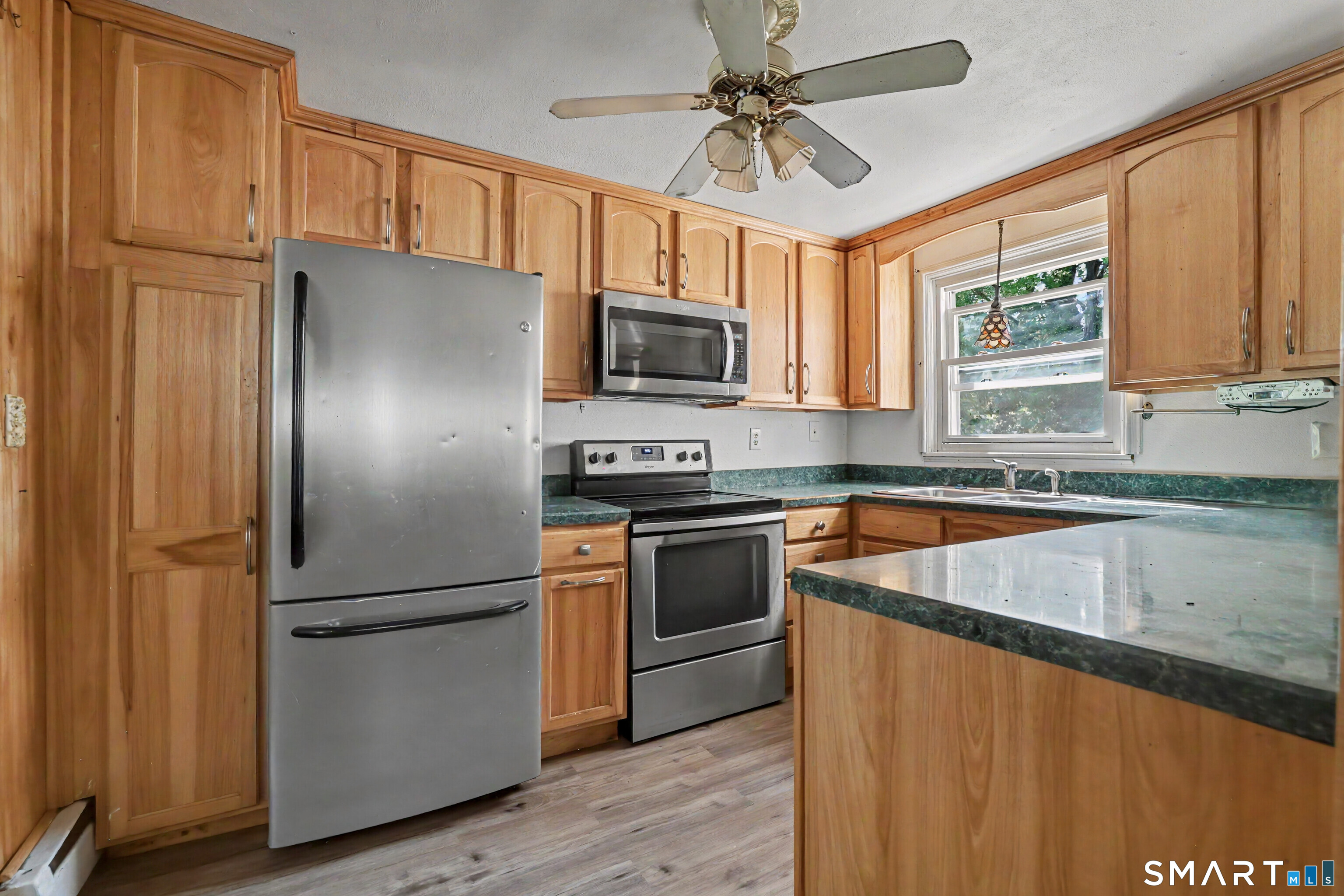 97 Boothbay Street Bloomfield CT 06002