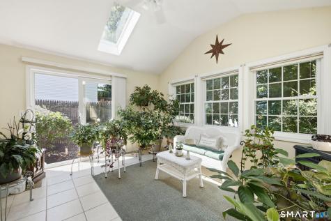 47 Willard Road Manchester CT 06042