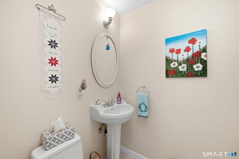 47 Willard Road Manchester CT 06042