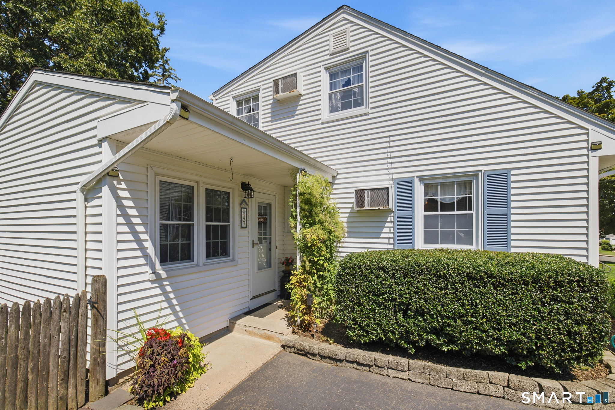 47 Willard Road Manchester CT 06042