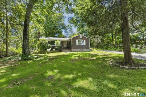 27 Woodland Way Ridgefield CT 06877