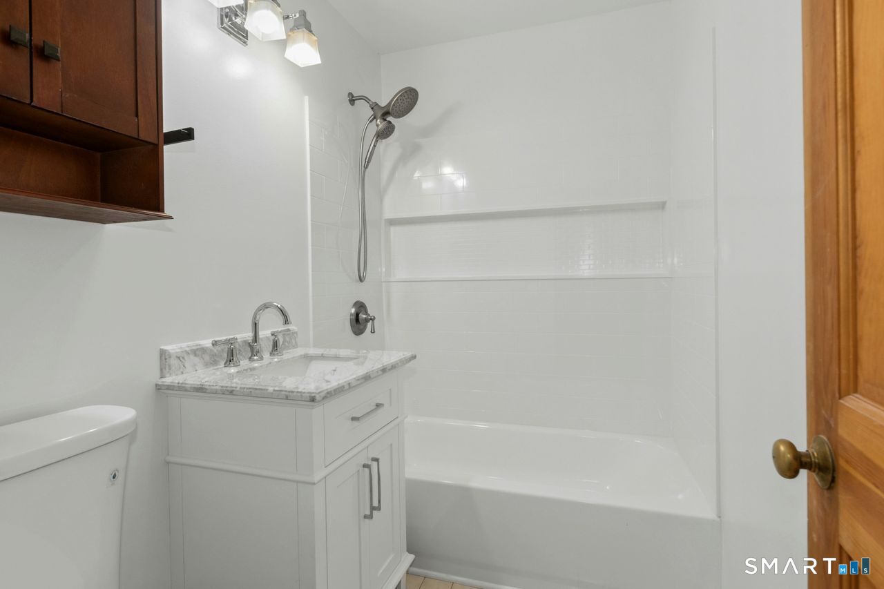 27 Woodland Way Ridgefield CT 06877