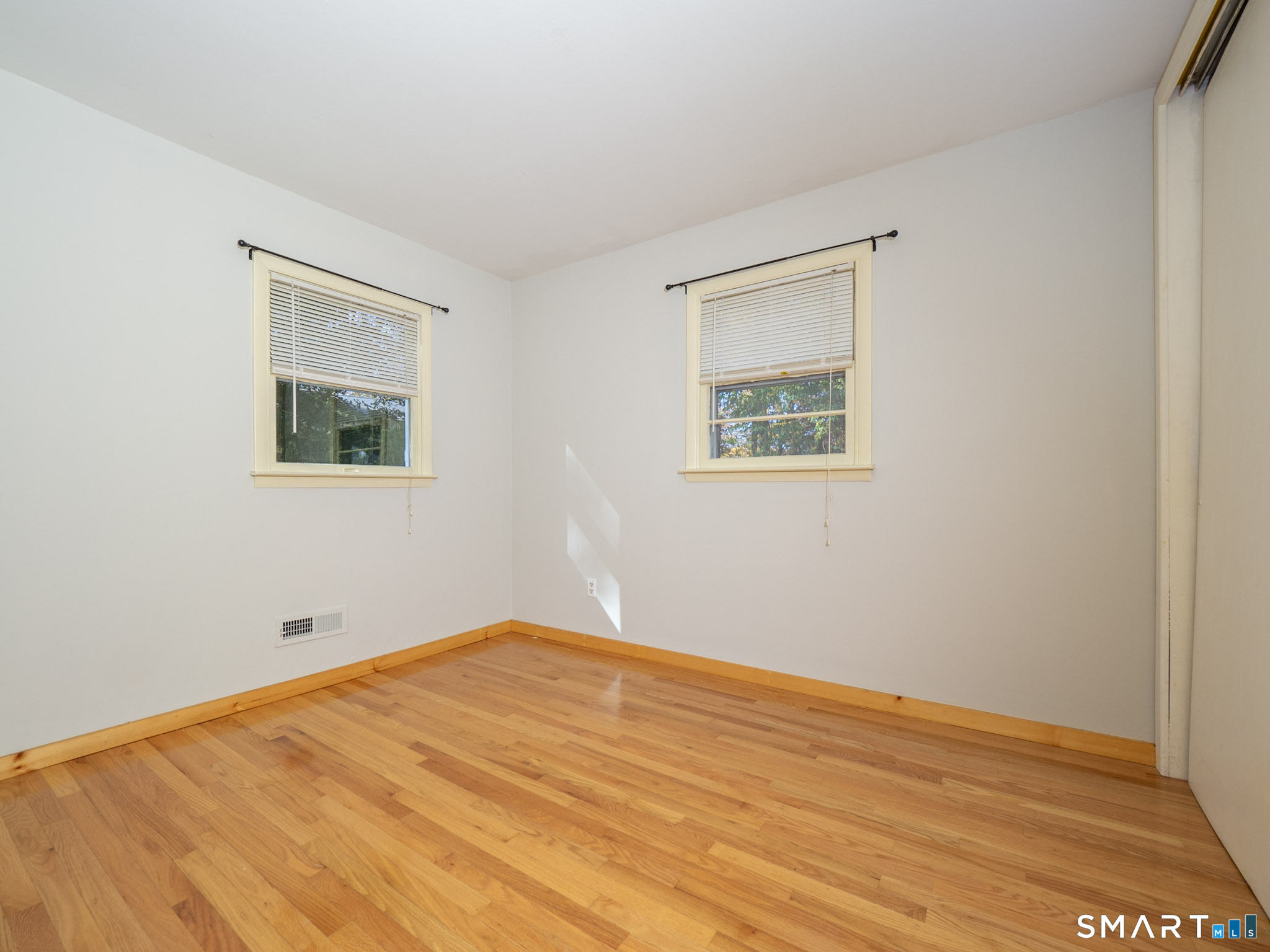 27 Woodland Way Ridgefield CT 06877