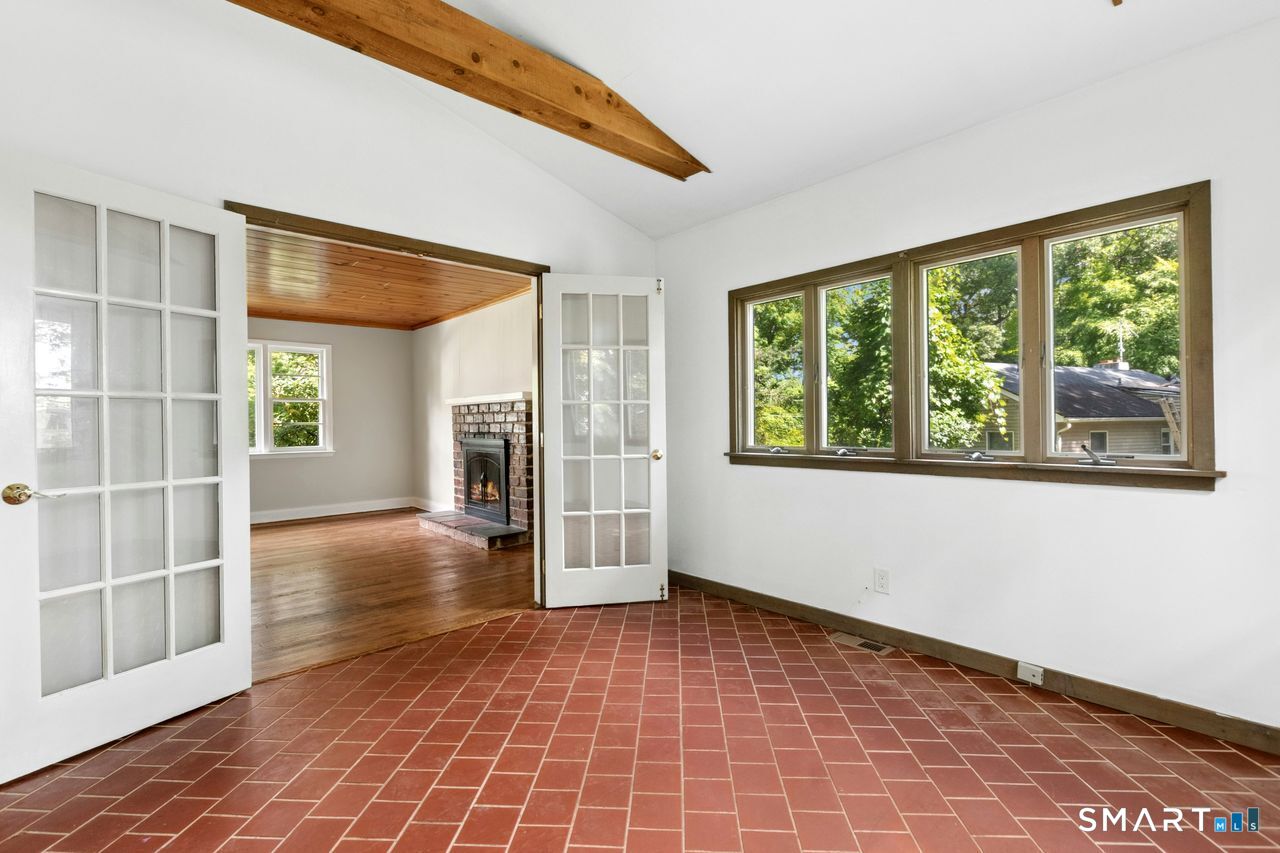 27 Woodland Way Ridgefield CT 06877