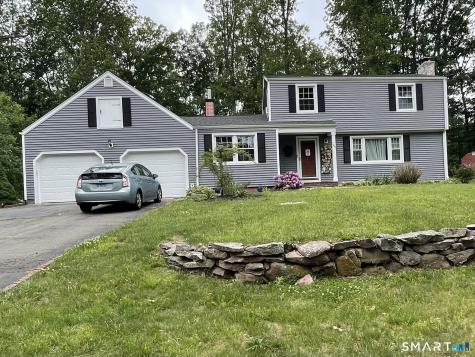 106 Mcdermott Circle Hamden CT 06514