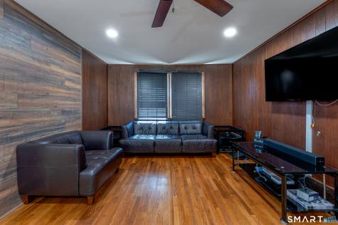 106 Mcdermott Circle Hamden CT 06514