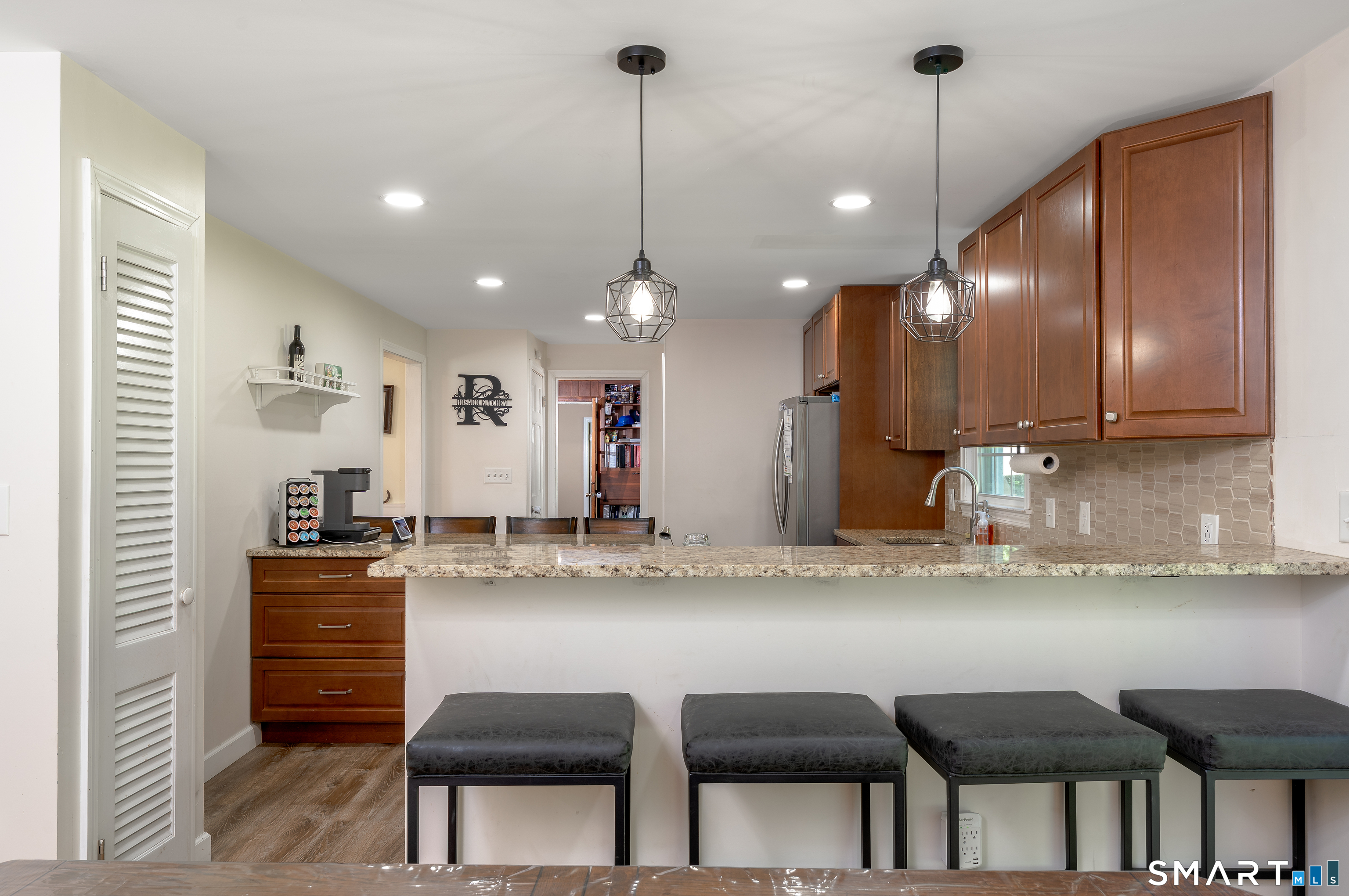 106 Mcdermott Circle Hamden CT 06514