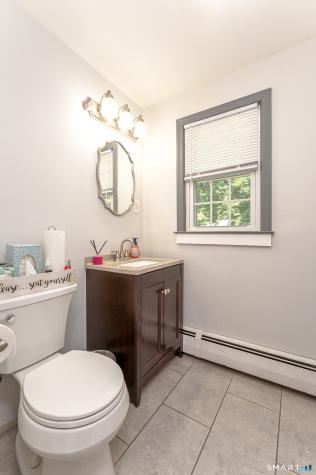 106 Mcdermott Circle Hamden CT 06514