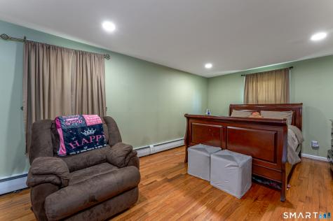 106 Mcdermott Circle Hamden CT 06514