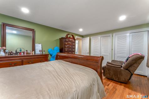 106 Mcdermott Circle Hamden CT 06514