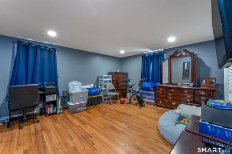 106 Mcdermott Circle Hamden CT 06514