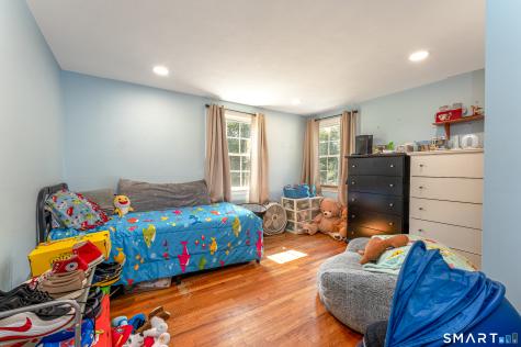106 Mcdermott Circle Hamden CT 06514