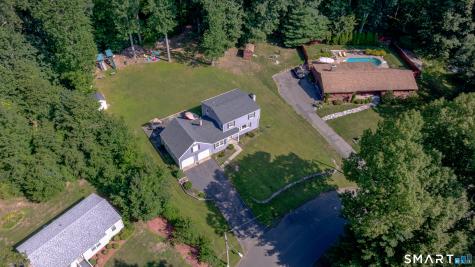 106 Mcdermott Circle Hamden CT 06514