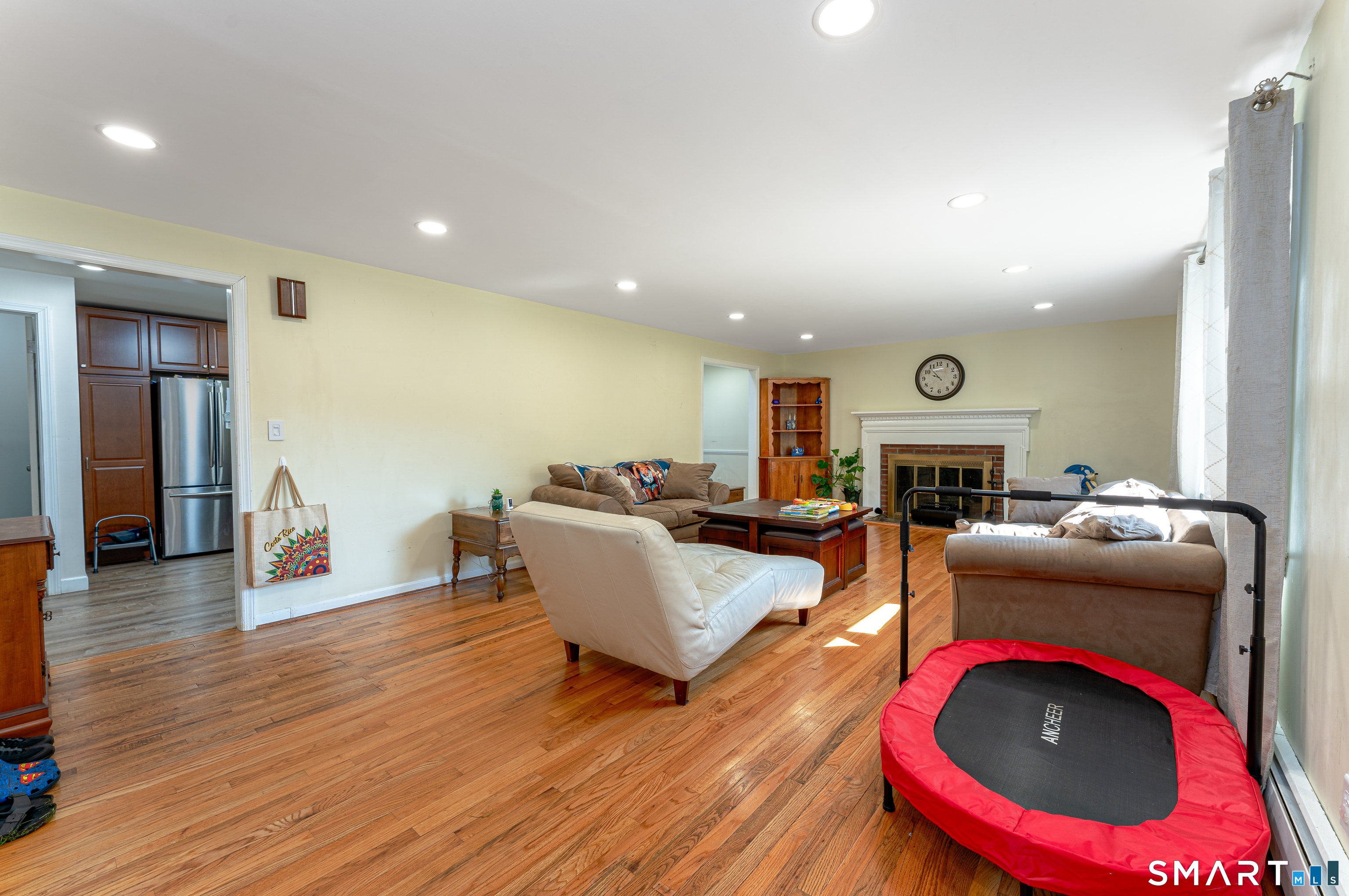 106 Mcdermott Circle Hamden CT 06514