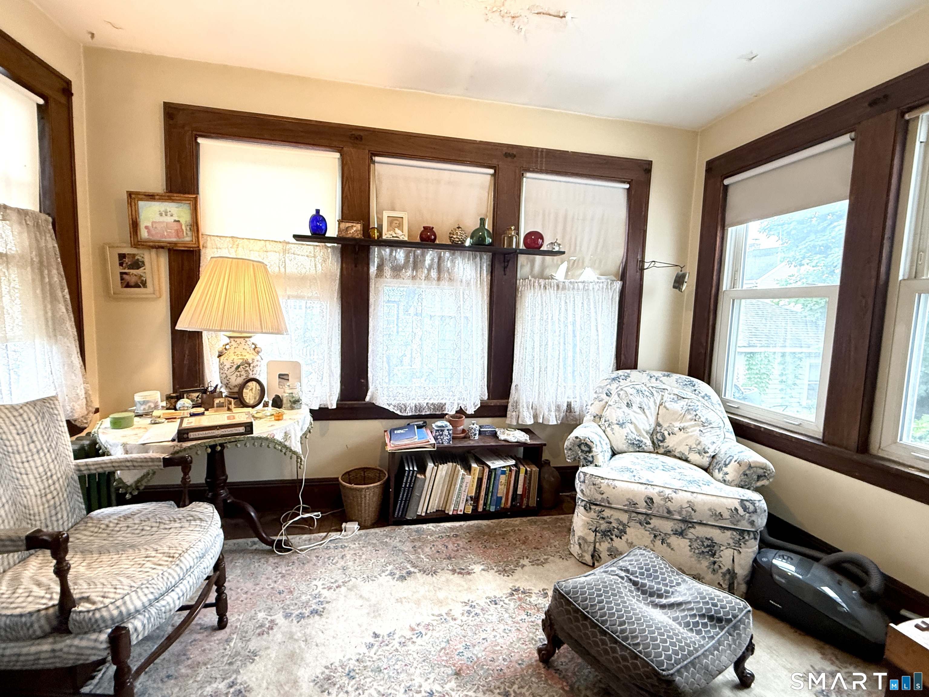 25 Essex Street Fairfield CT 06825