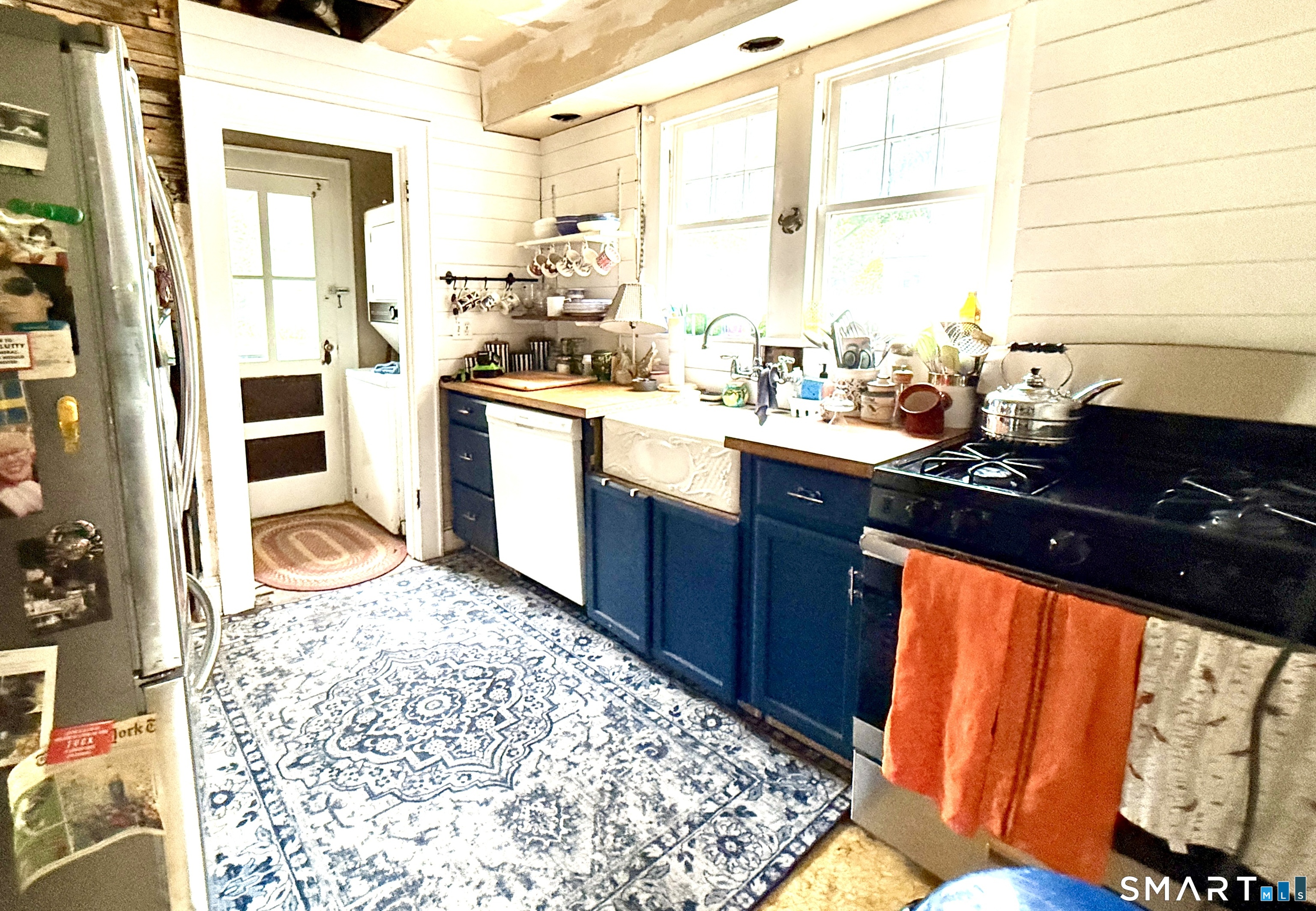 25 Essex Street Fairfield CT 06825