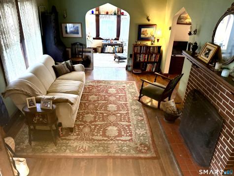 25 Essex Street Fairfield CT 06825