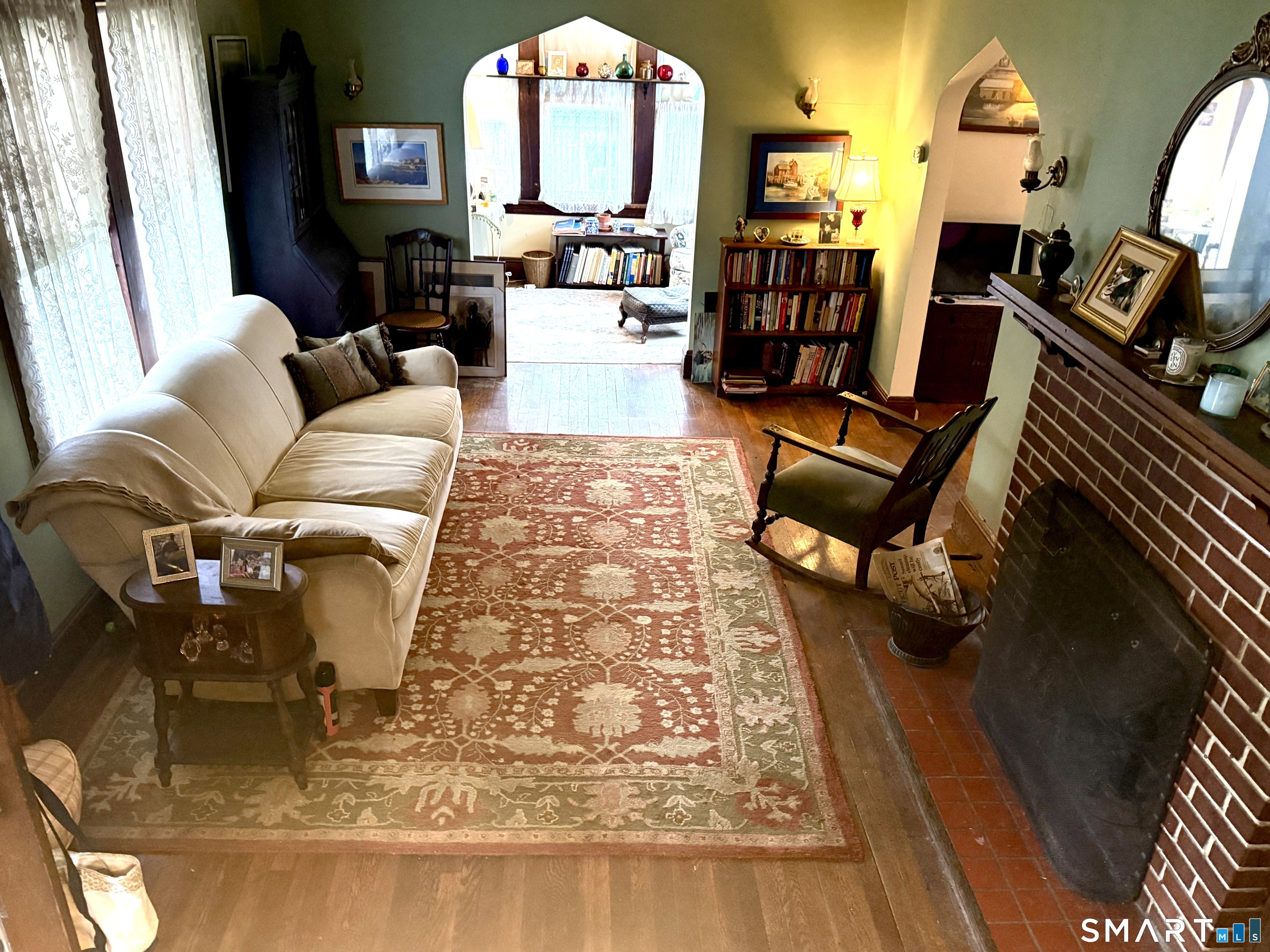25 Essex Street Fairfield CT 06825