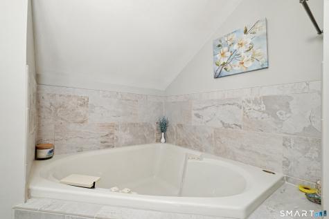 15 Briarwood Drive Seymour CT 06483