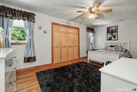 15 Briarwood Drive Seymour CT 06483