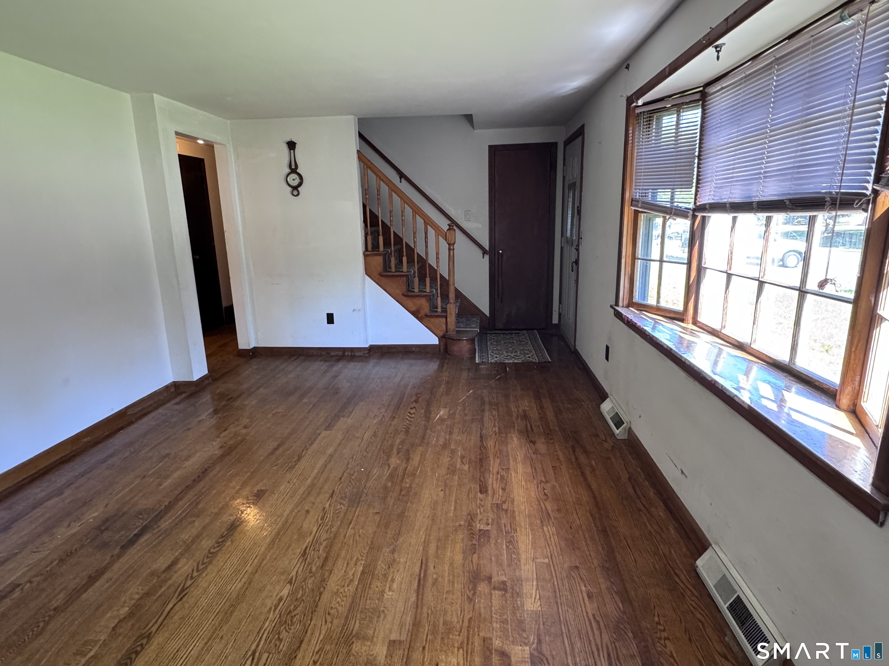 33 Thomas Street Windsor Locks CT 06096