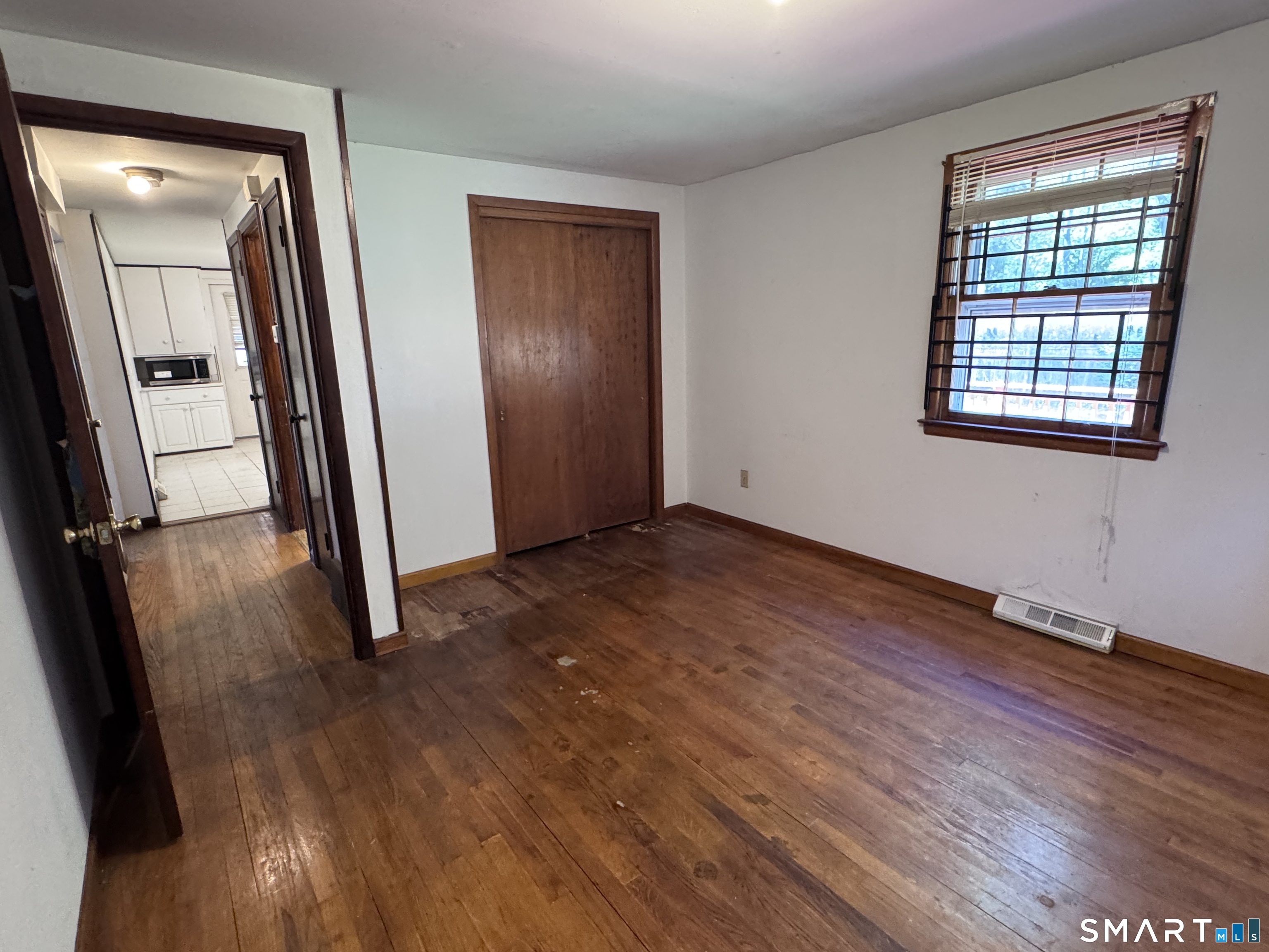 33 Thomas Street Windsor Locks CT 06096